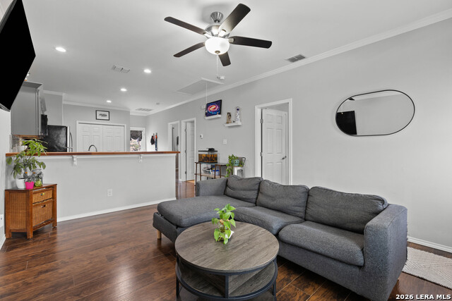 441 Cimarron Property Photo 3