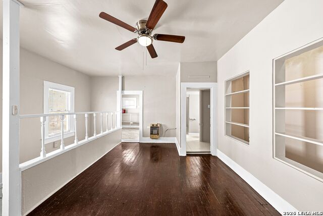 124 E Ashby Pl Property Photo 24