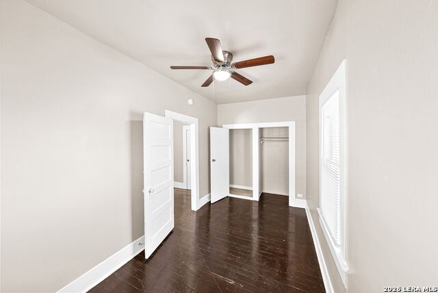 124 E Ashby Pl Property Photo 36
