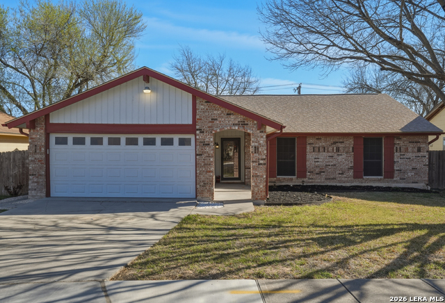 7847 Grass Hollow Property Photo 1
