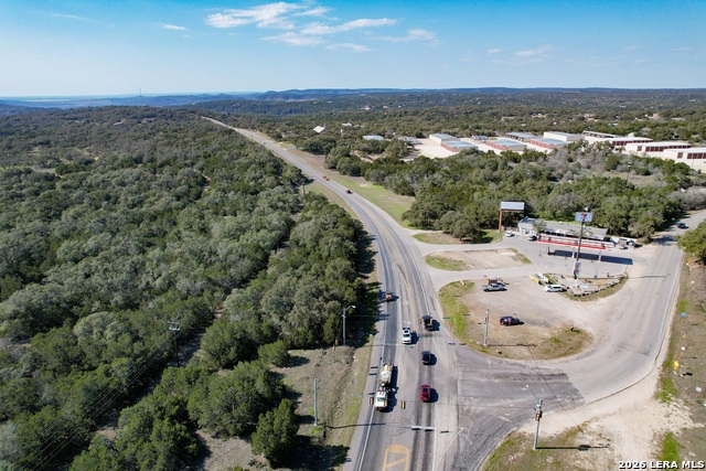 8789 Fm 306 Property Photo 8