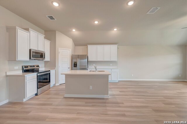 1037 Eagle Crossing Property Photo 2