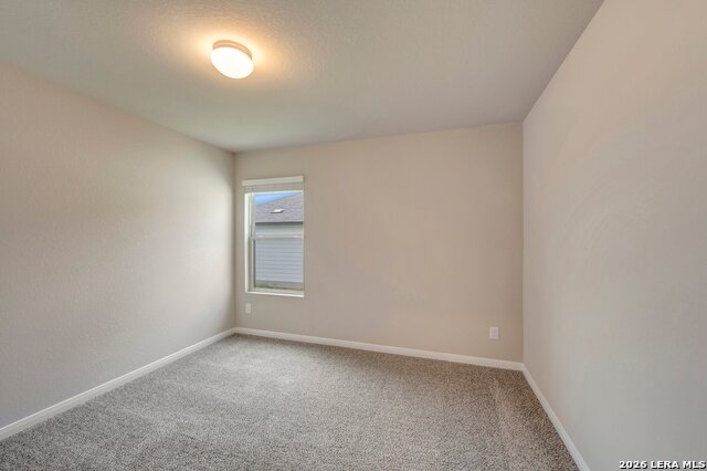 1037 Eagle Crossing Property Photo 35