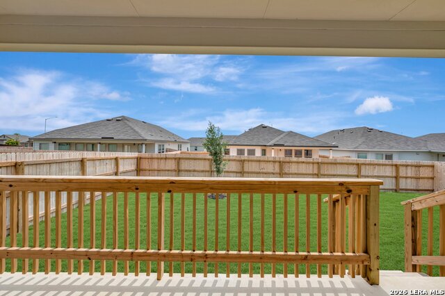 1037 Eagle Crossing Property Photo 39