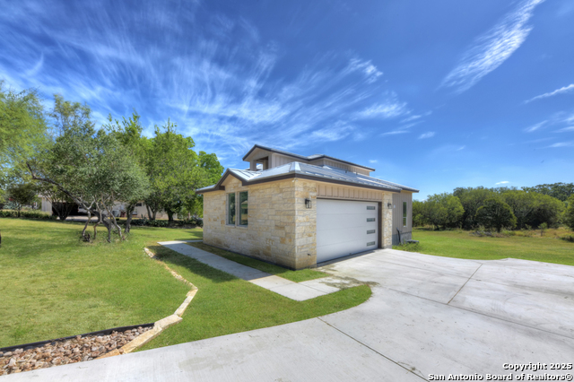 105 River Bluff Property Photo 2