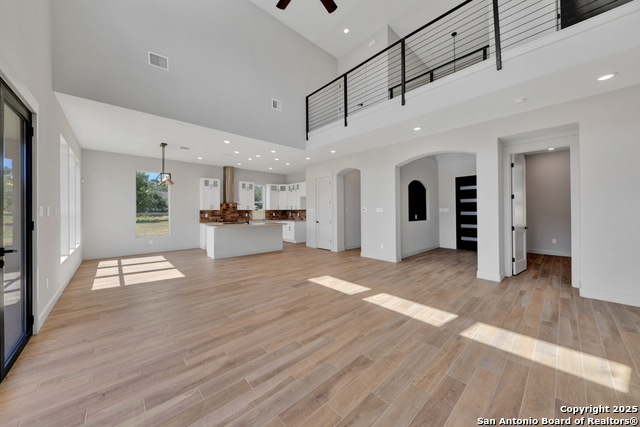 105 River Bluff Property Photo 8