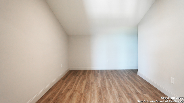 105 River Bluff Property Photo 36