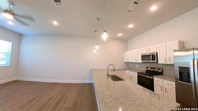 330 E Carson Property Photo 2