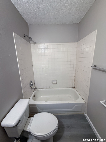 9730 Frost Plain Dr Property Photo 10