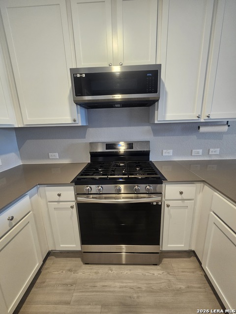 6855 Burgess Rdg Property Photo 4