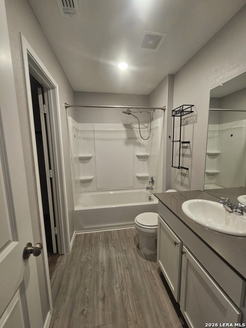 6855 Burgess Rdg Property Photo 8