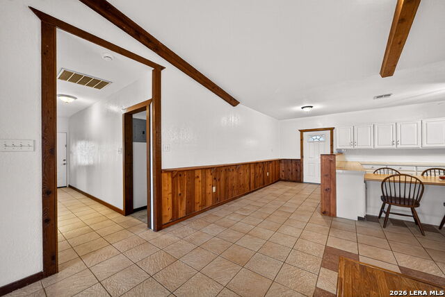 421 Coughran Property Photo 4