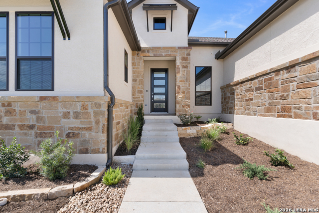 23347 Grande Vista Property Photo 5