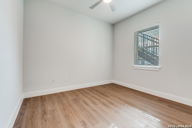 330 E Carson St Property Photo 9