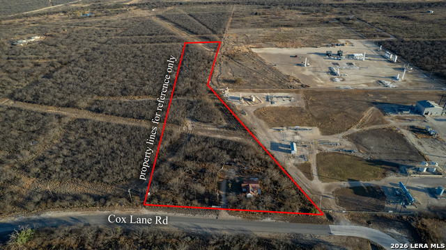 214 Cox Lane Property Photo 3