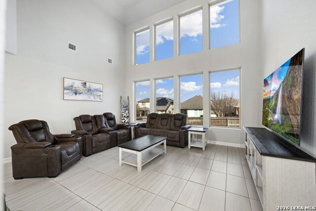 907 Highland Vista Property Photo 8