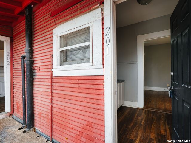215 Paschal St Property Photo 7