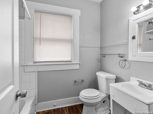215 Paschal St Property Photo 14