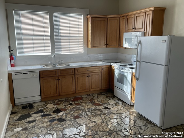 102 Bailey Ave Property Photo 8