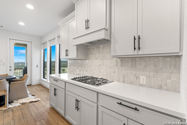 250 Navarro Property Photo 18