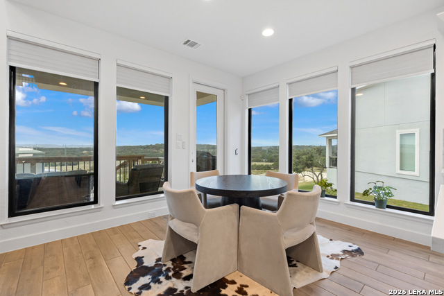 250 Navarro Property Photo 19