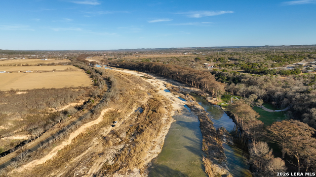 454 Center Point River Property Photo 6