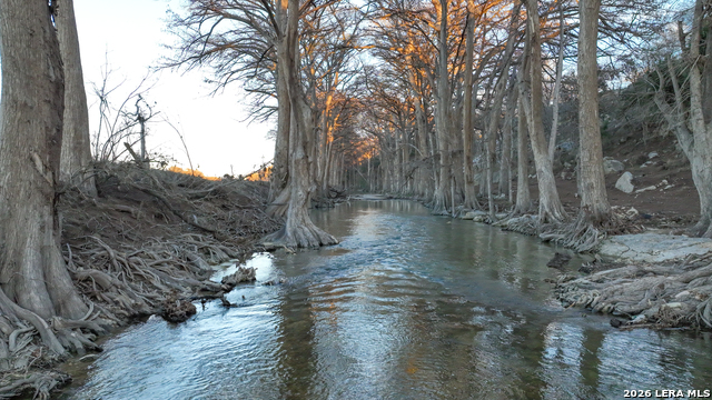 454 Center Point River Property Photo 11