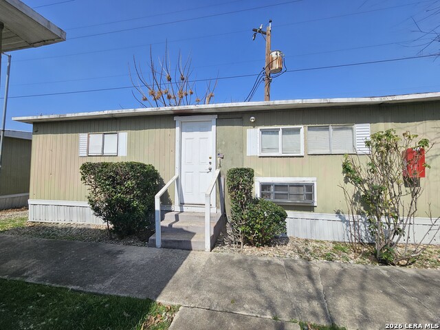 7327 Harlow Dr Property Photo 2
