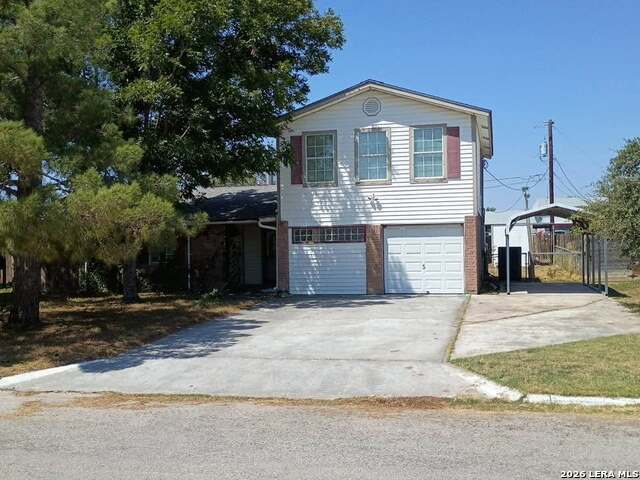 114 Danielle Dr. Property Photo 1