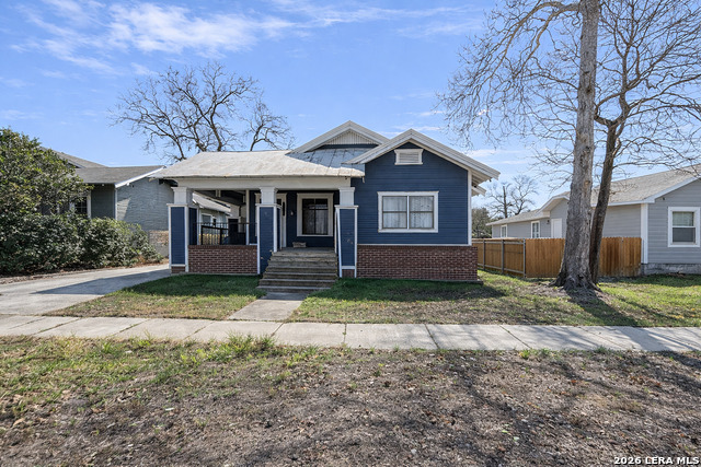 1116 Gramercy Property Photo 1
