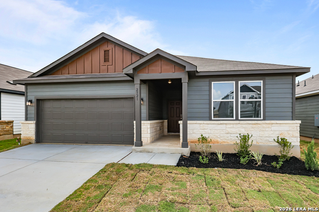 2521 Heritance Pass Property Photo 1