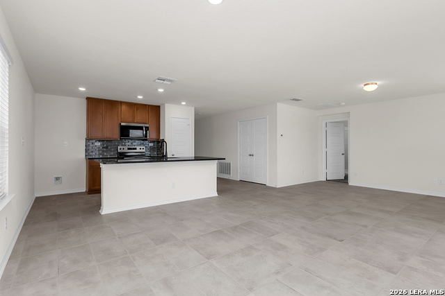 142 Crow Cove Property Photo 12