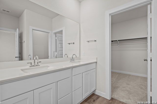 2520 Heritance Pass Property Photo 19