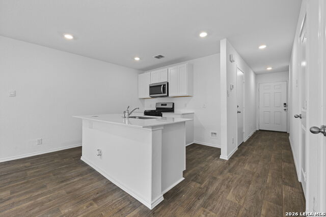 5907 Cinnabar Corner Property Photo 2