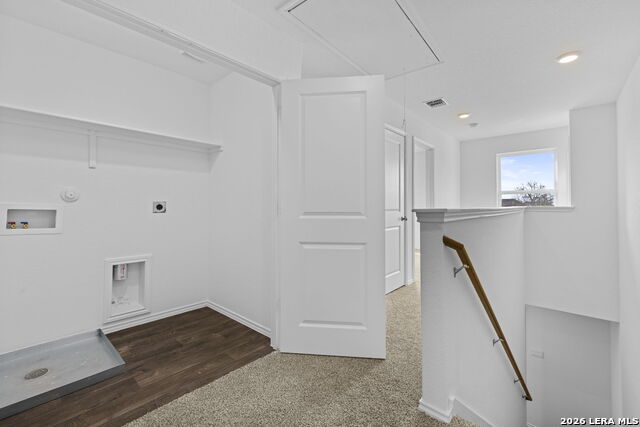 5907 Cinnabar Corner Property Photo 13