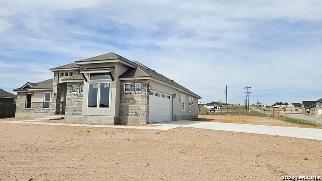 105 Oakmont Ln Property Photo 3