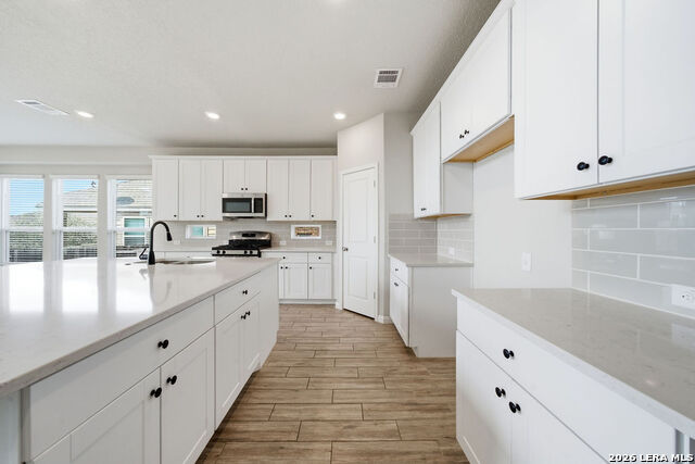 12071 Pitcher Property Photo 14