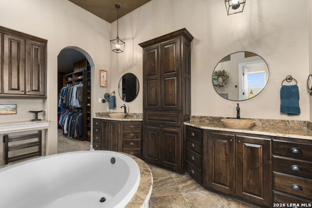 1039 Bluewater Place Property Photo 43