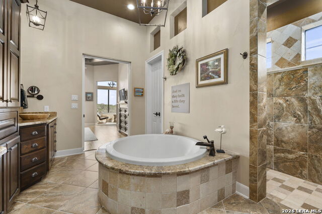 1039 Bluewater Place Property Photo 44
