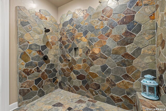 1039 Bluewater Place Property Photo 56