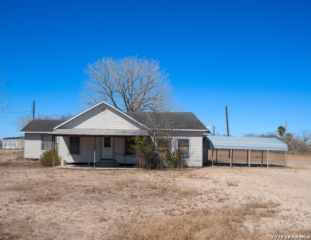 1580 Middle Rd Property Photo 1