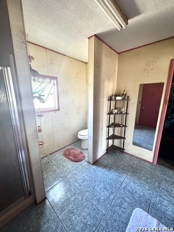 1580 Middle Rd Property Photo 11