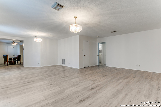 13502 Hickory Tavern Property Photo 8