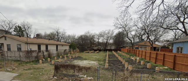 636 Ruiz Property Photo 1