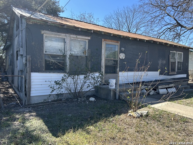 266 Lorita Property Photo 3