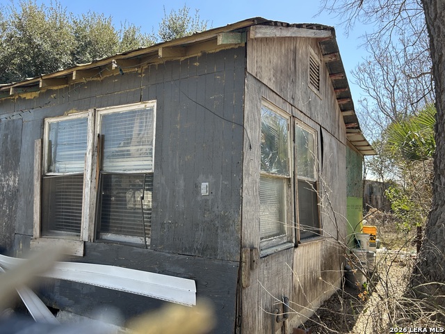 266 Lorita Property Photo 4