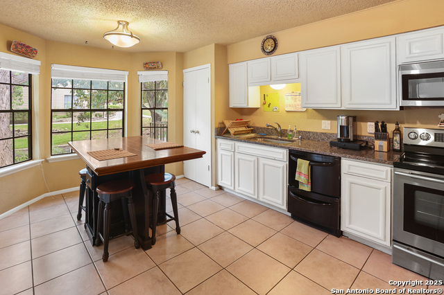 7711 Callaghan Property Photo 9