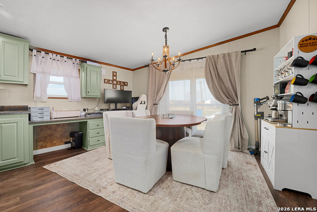 2850 Woodrow Center Property Photo 13