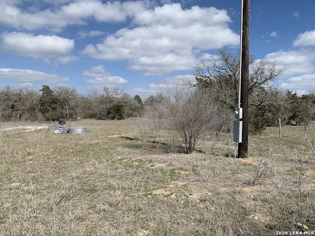 00 Cr 401 Property Photo 3