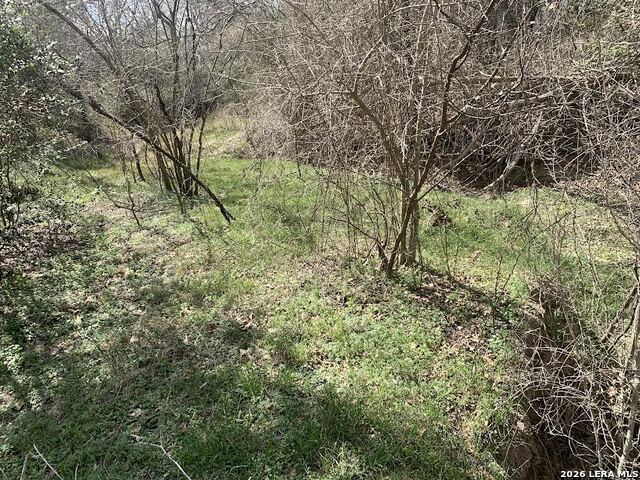 00 Cr 401 Property Photo 7